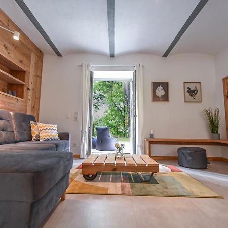 Farmhouse Eckartsberg Im Zittauer Gebirge - Gemuetliche Und Moderne Ferienwohnungen Mit Terrasse ภายนอก รูปภาพ