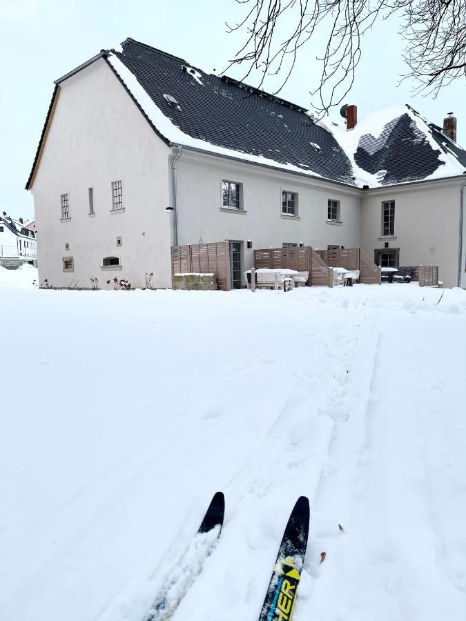 Farmhouse Eckartsberg Im Zittauer Gebirge - Gemuetliche Und Moderne Ferienwohnungen Mit Terrasse ภายนอก รูปภาพ